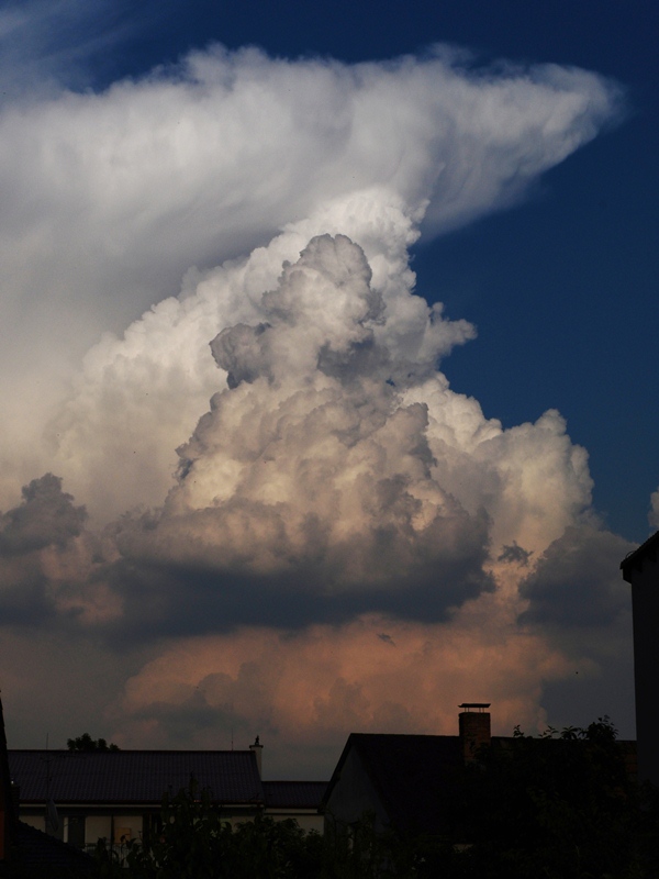 oblaky-stupava-2011-05-20_17-50