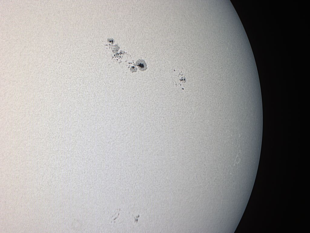 slnko-2012-03-10_10-30_rs6-proj55mm-resized